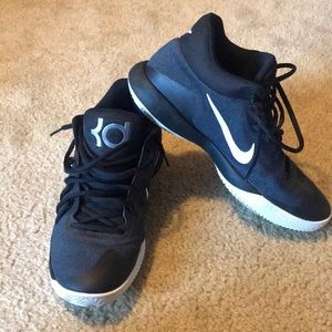 Nike KD Trey 5 V men’s basketball